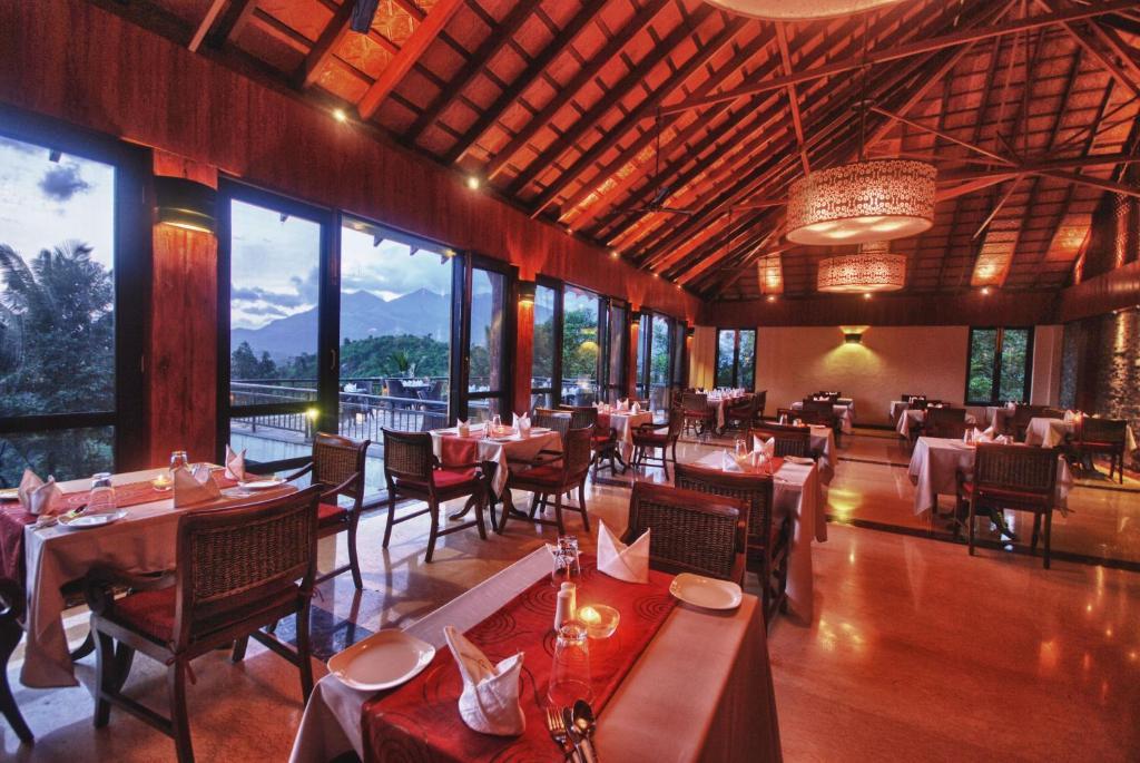The Windflower Resort & Spa, Vythiri Wayanad Bagian luar foto