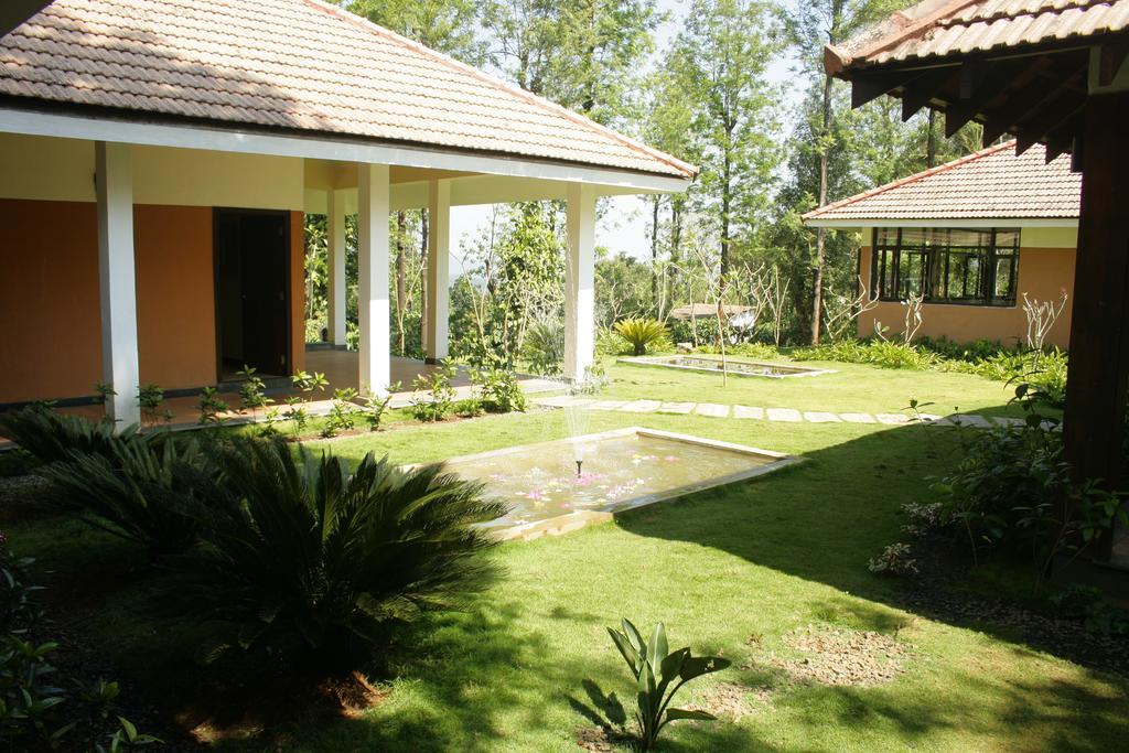 The Windflower Resort & Spa, Vythiri Wayanad Bagian luar foto