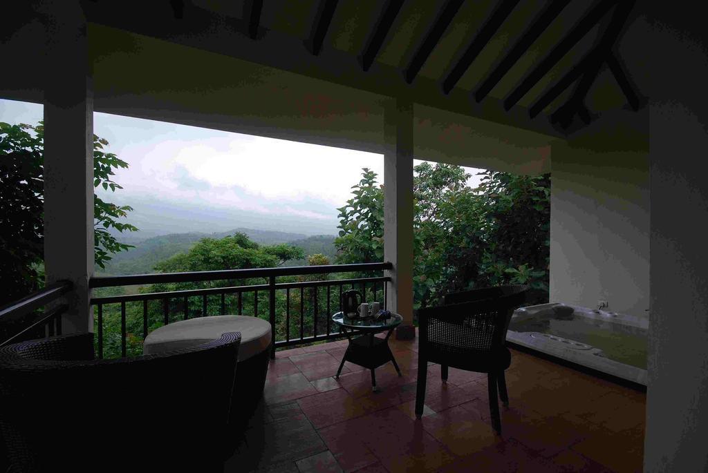The Windflower Resort & Spa, Vythiri Wayanad Bagian luar foto