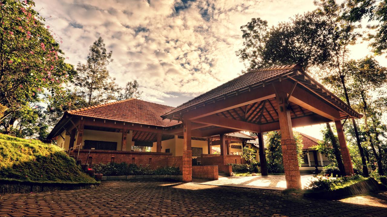 The Windflower Resort & Spa, Vythiri Wayanad Bagian luar foto